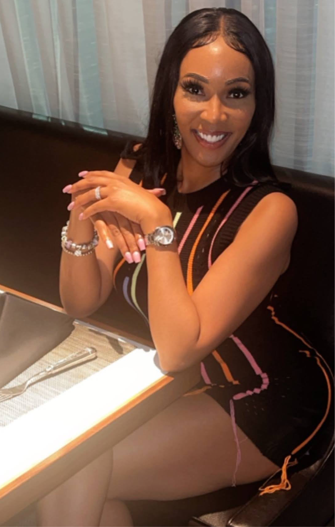 Join @TheHouseWifee’s Close Friends